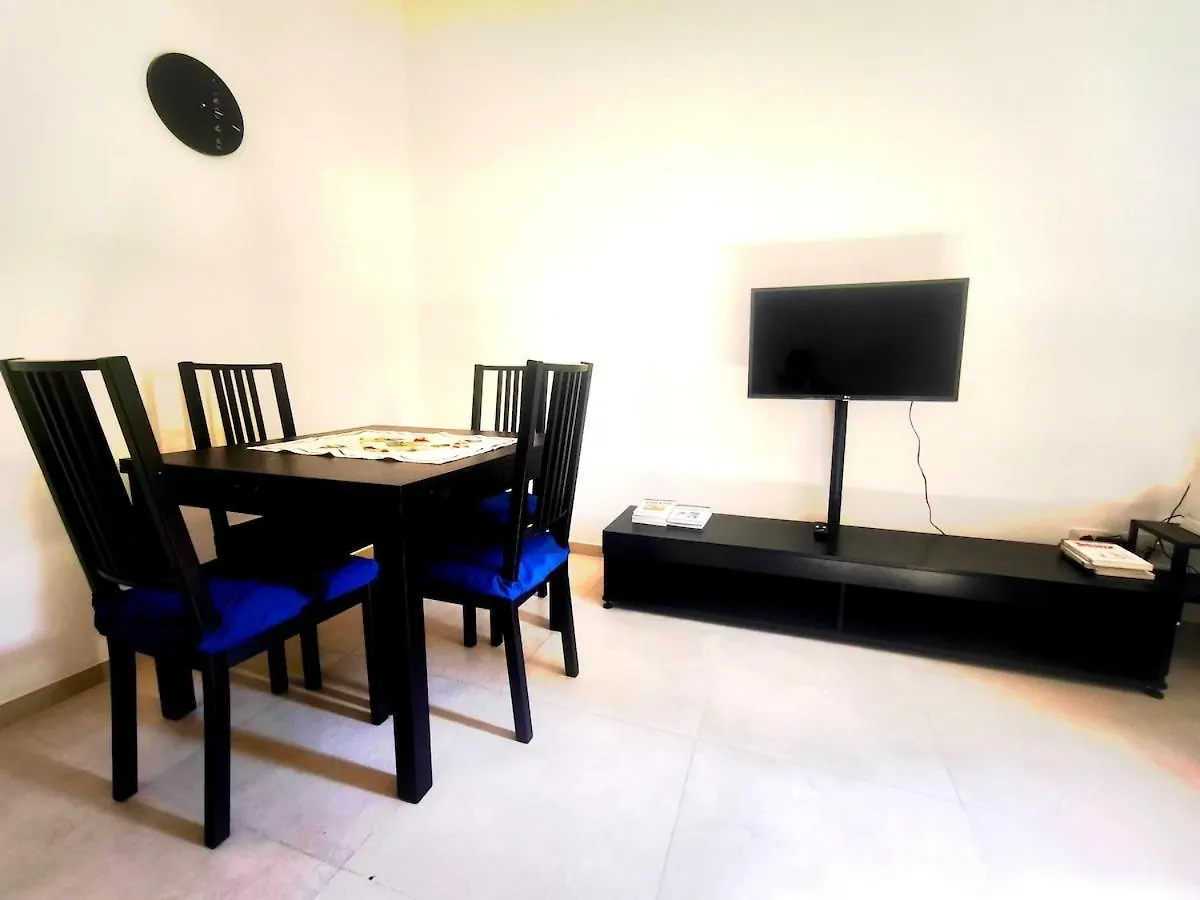 Modern And Quiet Apartment Rome 0*,