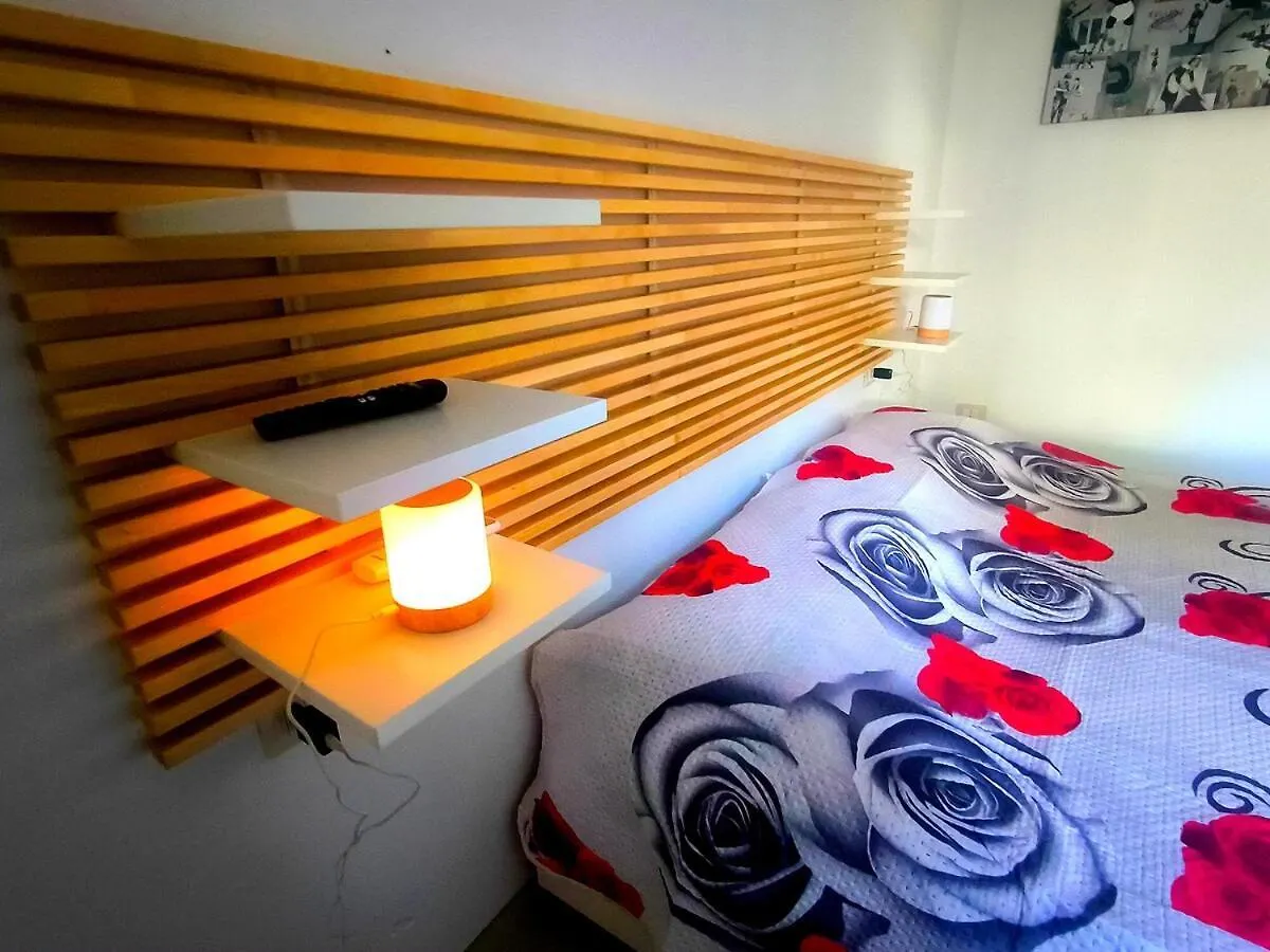Modern And Quiet Apartment Rome 0*,